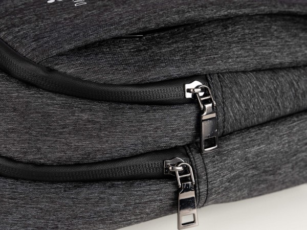 DailyWalk - Crossbag / Umhängetasche