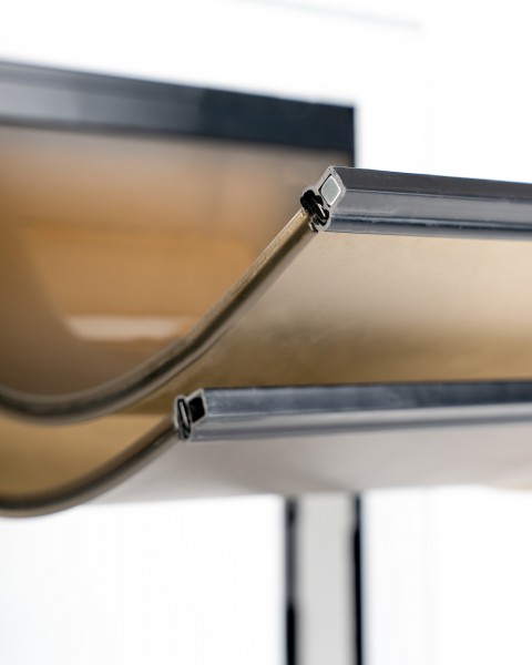 TT1 - Isolierte Hundeklappe aus Aluminium